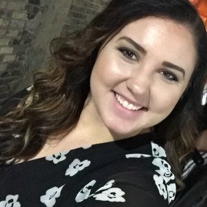 Meet your Posher, Alexandra